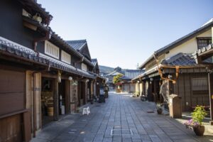 伊勢神宮と合わせて散策される団体旅行・社員旅行・町内会旅行が多いです。